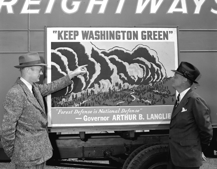 Keep Washington Green sign displayed on a Consolidated Freightways trailer in August 1941